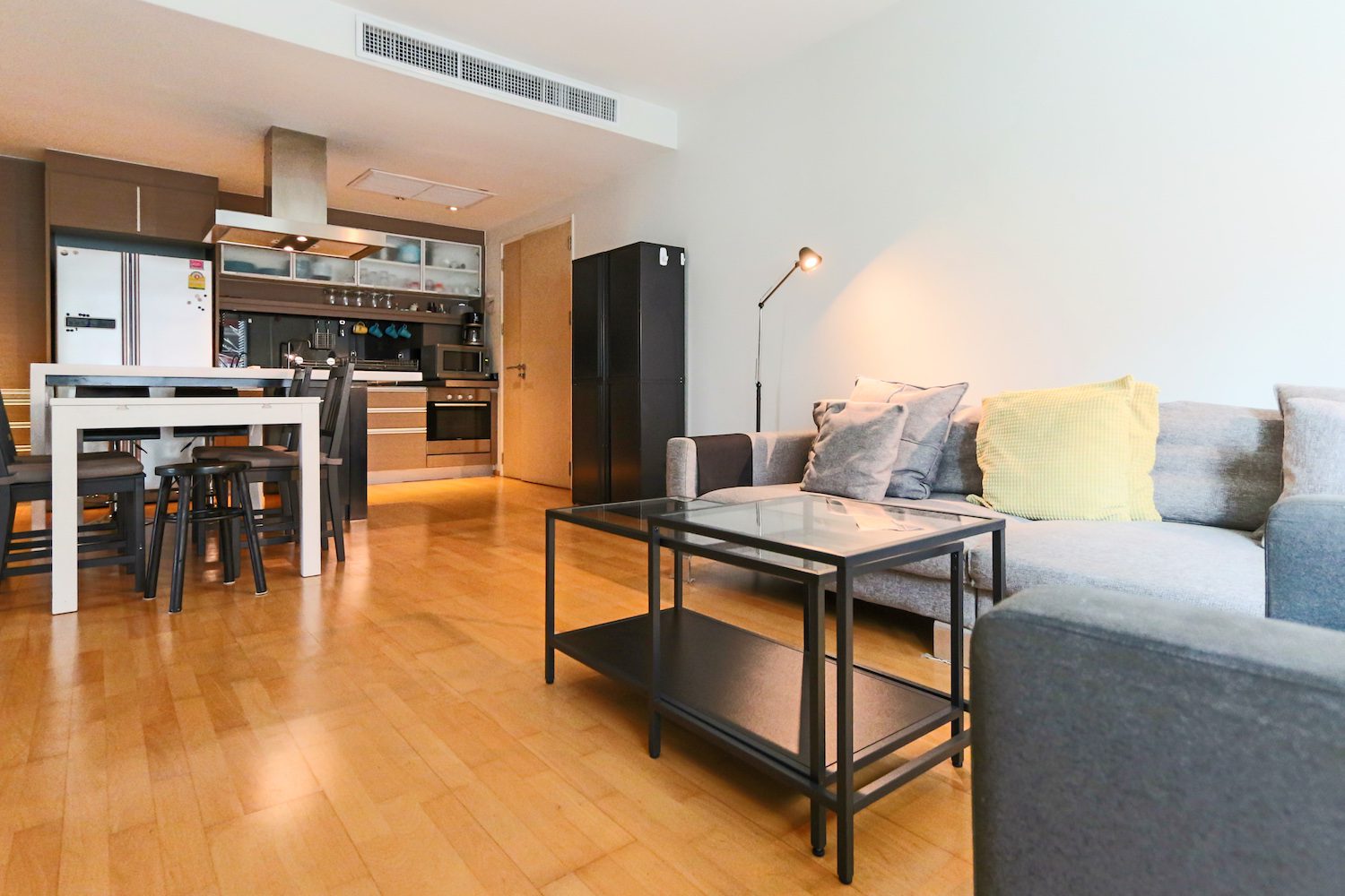 Stylish Two Bedroom Condo for Rent in Ekkamai