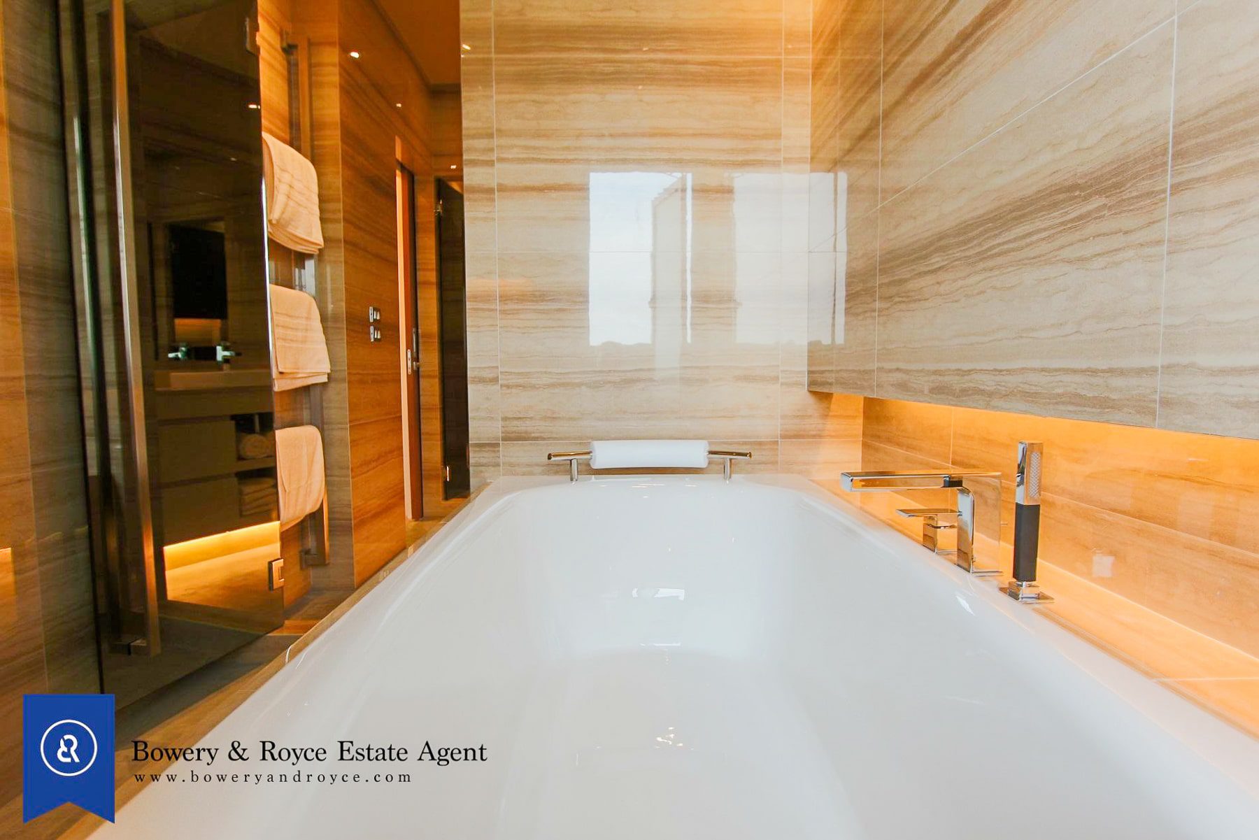 Tranquil & Lofty Two Bedroom Condo with Private Garden for Rent in Ekkamai