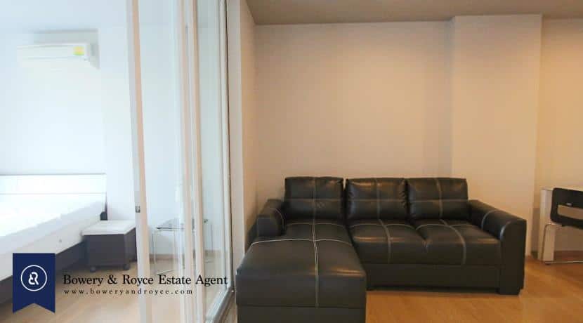 affordable-one-bedroom-condo-for-rent-in-ekkamai-8-830x460