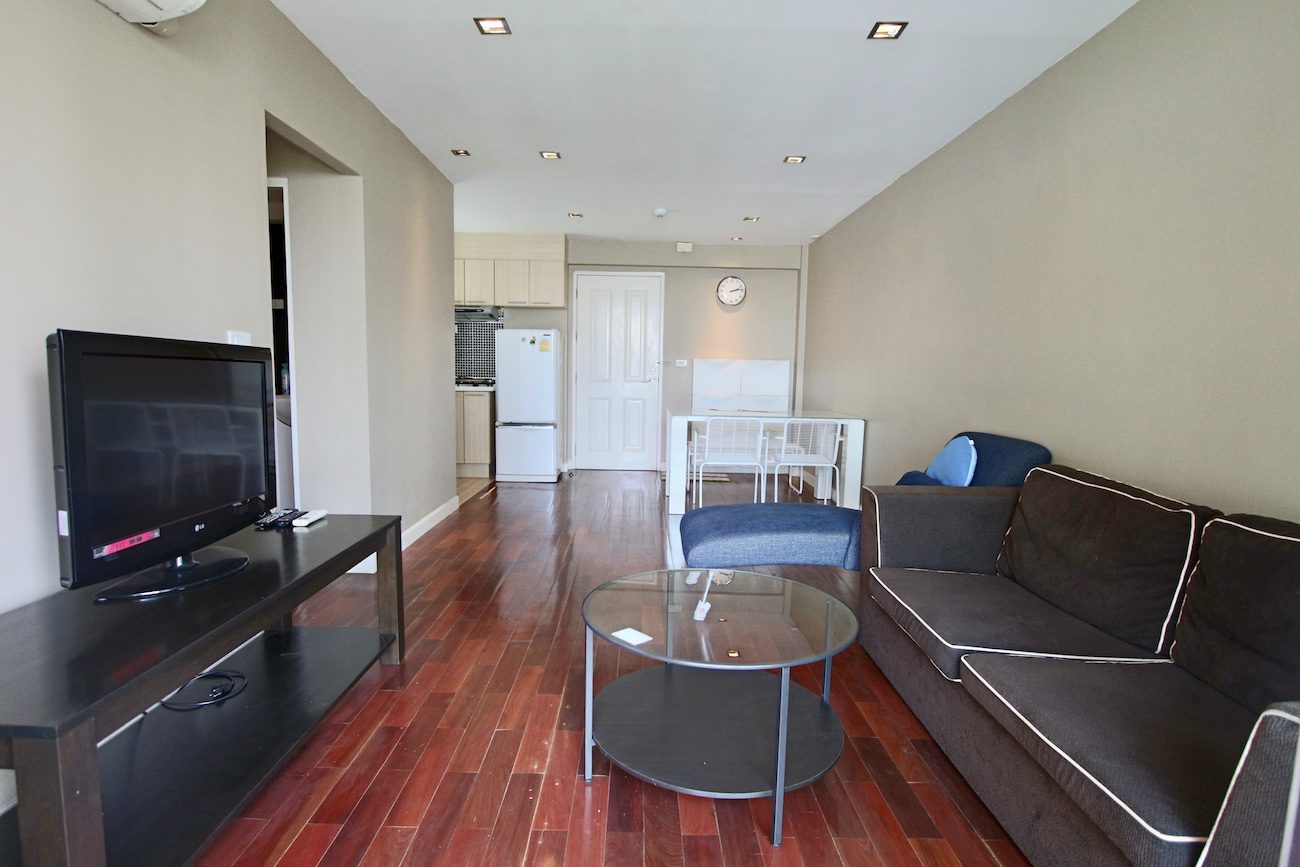 Chic One Bedroom Condo for Rent in Thong Lor