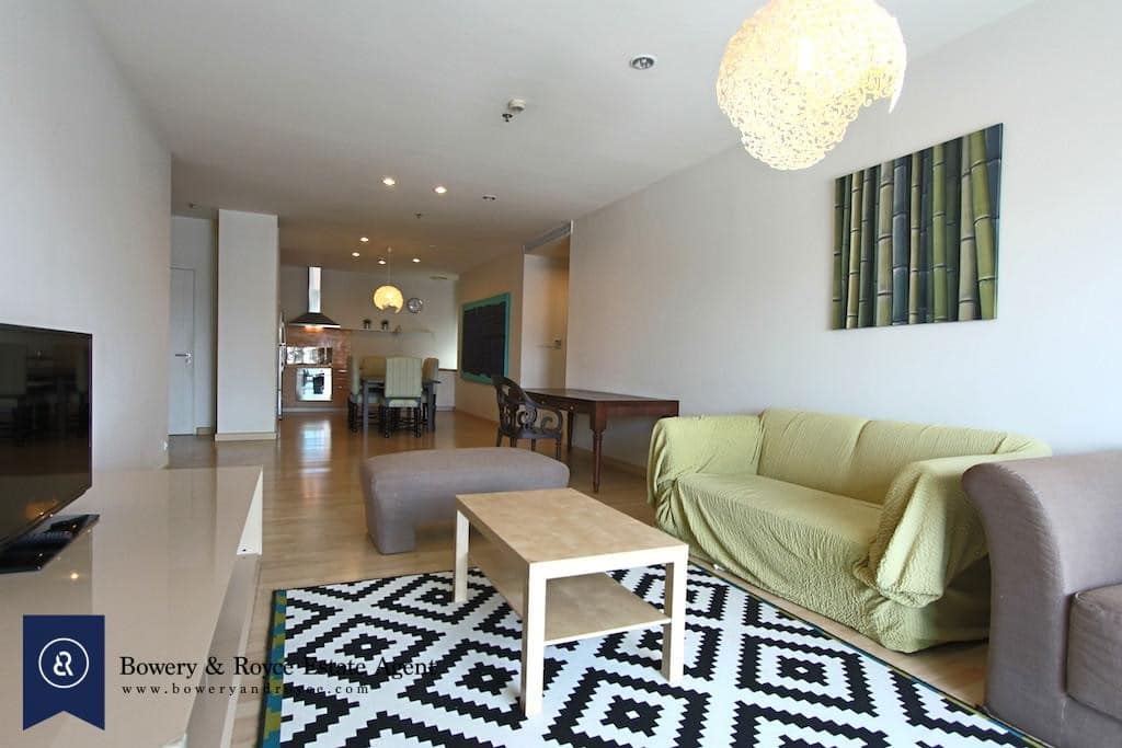 Cosy & Inviting Two Bedroom Condo for Rent in Thong Lor