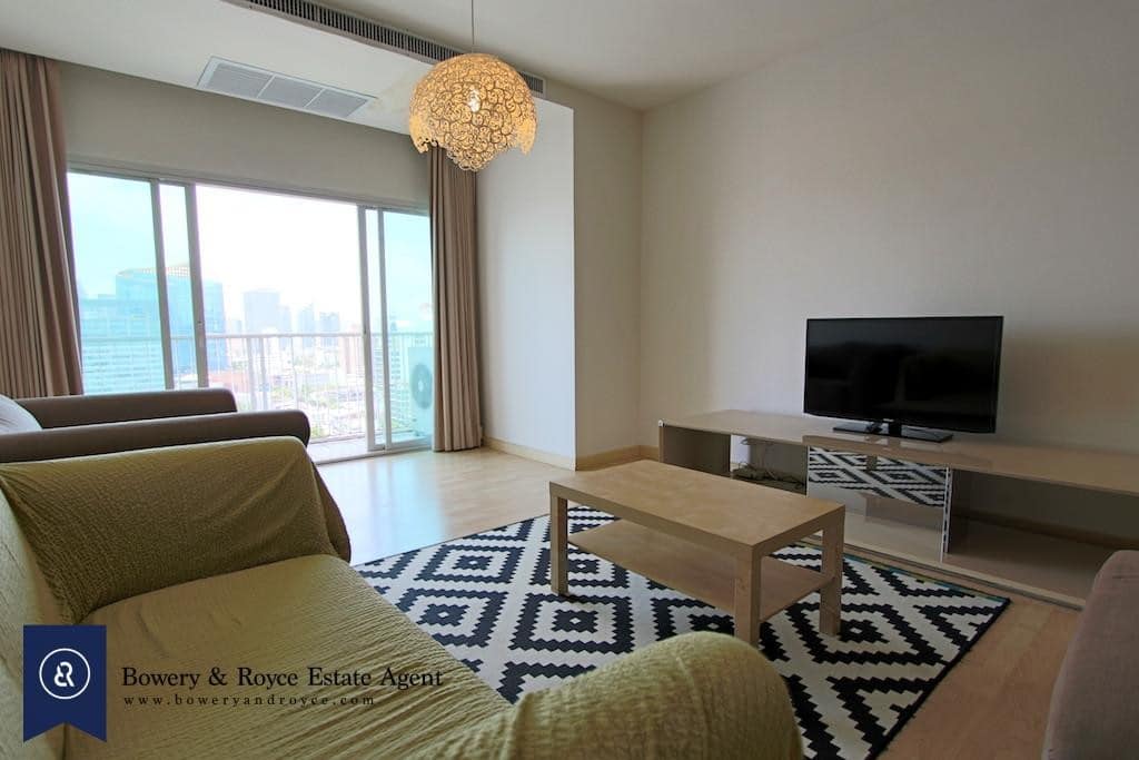 Cosy & Inviting Two Bedroom Condo for Rent in Thong Lor