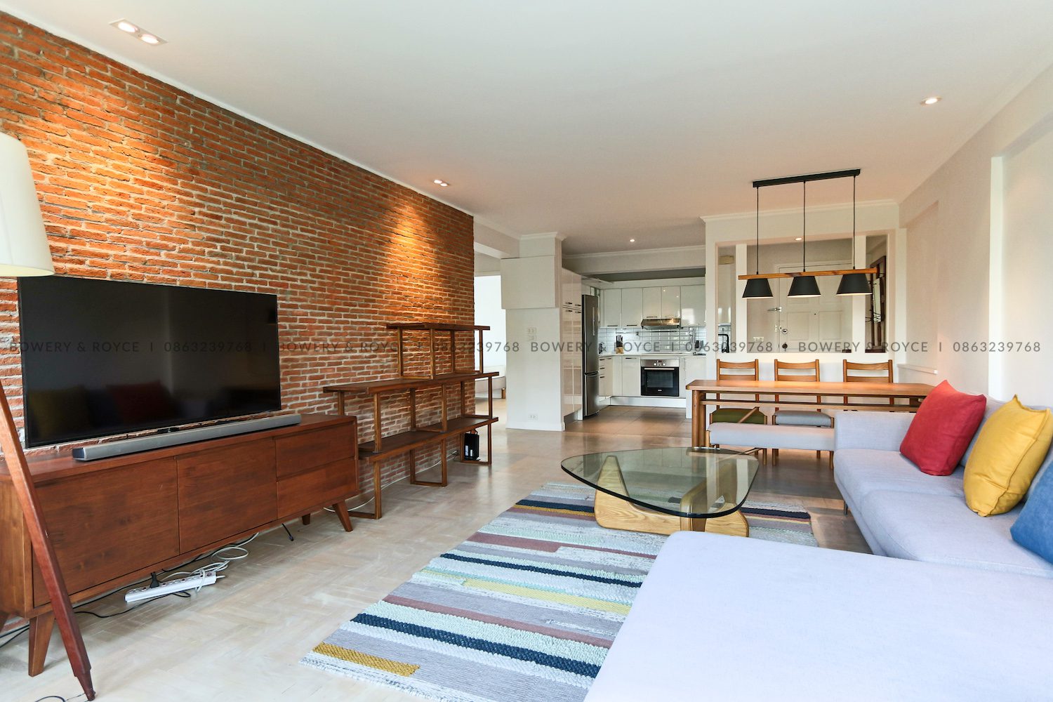 Lovely Two Bedroom Condo for Rent in Thong Lor
