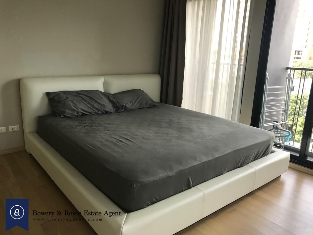 delightful-one-bedroom-condo-for-rent-in-Ekkamai-10-1024x768