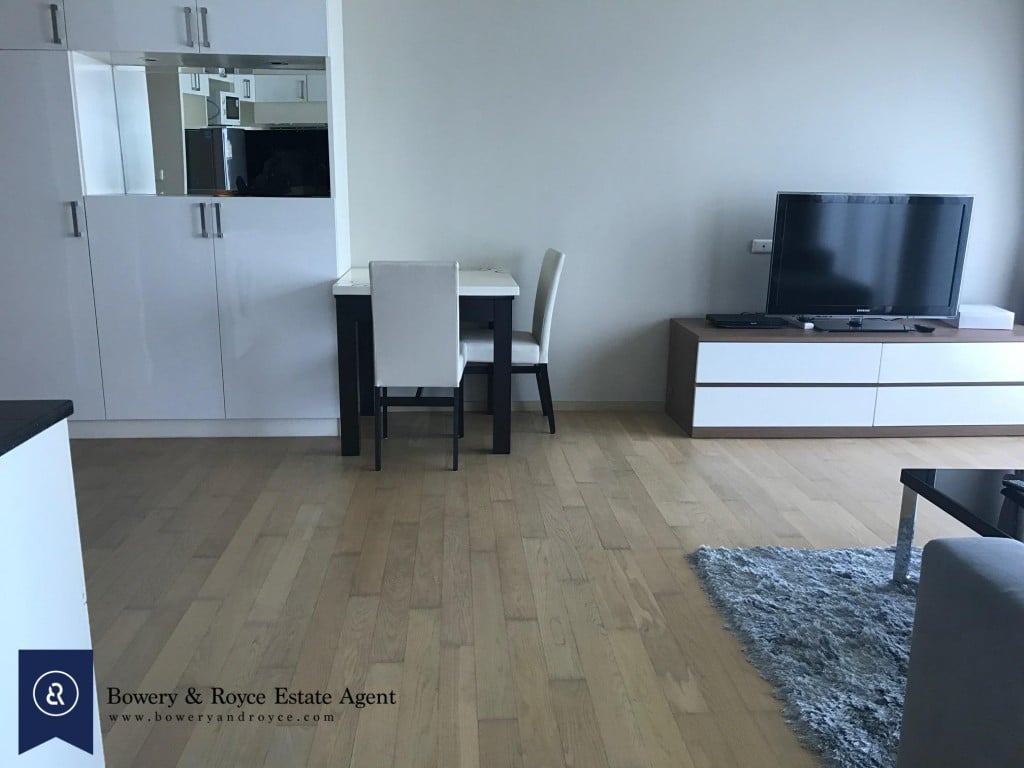 delightful-one-bedroom-condo-for-rent-in-Ekkamai-7-1024x768