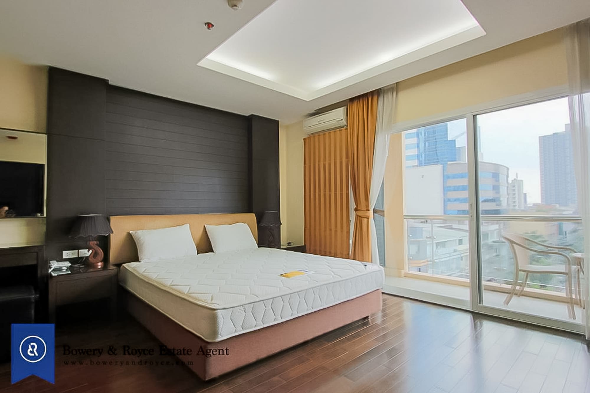 Residential Two Bedroom Condo for Rent in Ekkamai