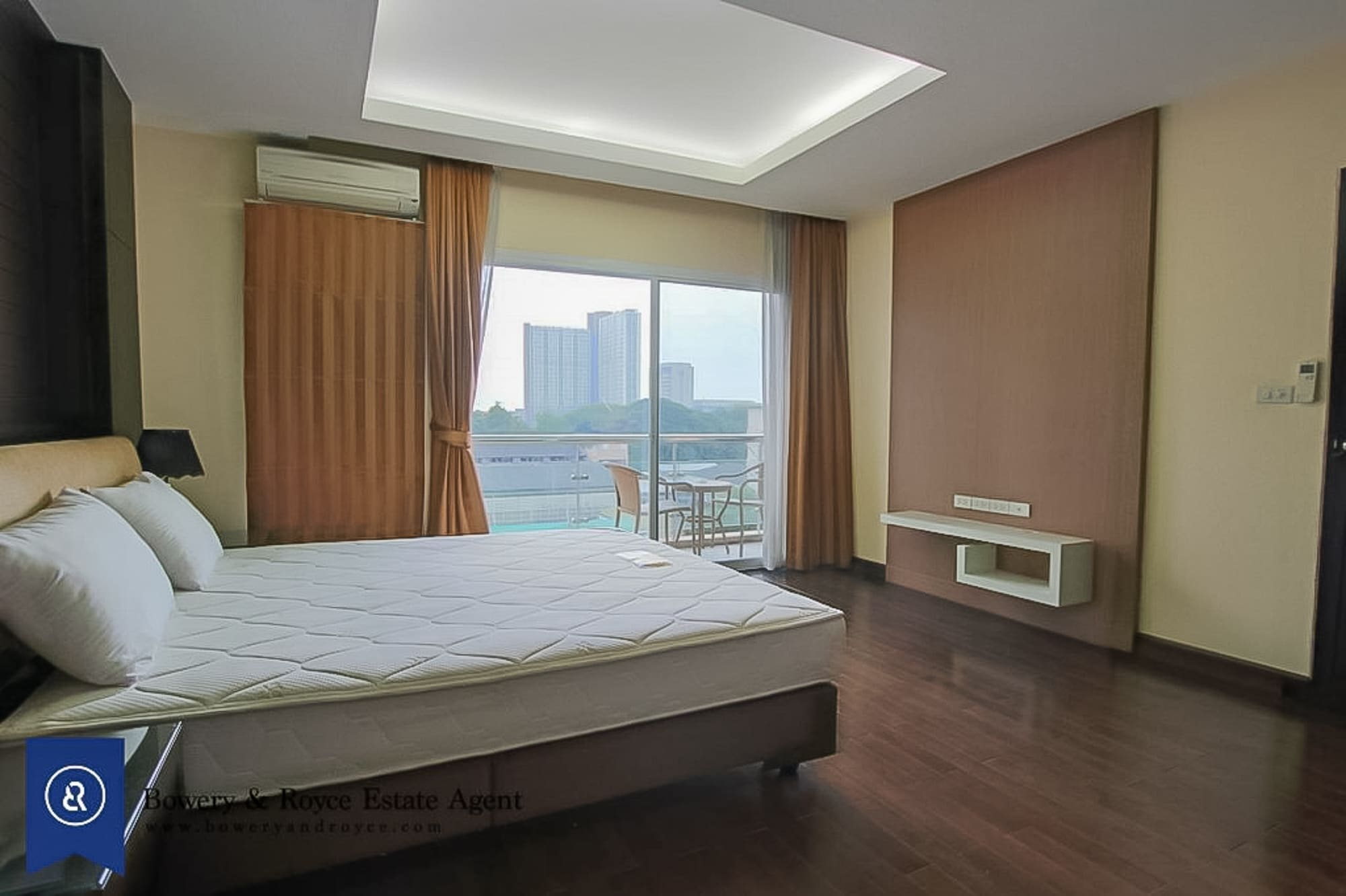 Residential Two Bedroom Condo for Rent in Ekkamai
