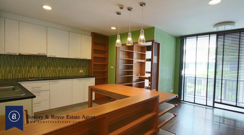 great-value-one-bedroom-condo-for-rent-in-ekkamai-01-1-830x460