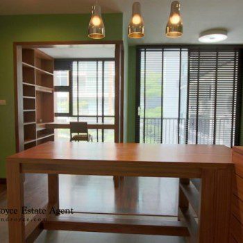 great-value-one-bedroom-condo-for-rent-in-ekkamai-01-1-830x460