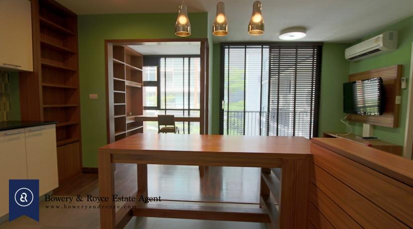 great-value-one-bedroom-condo-for-rent-in-ekkamai-01-1-830x460