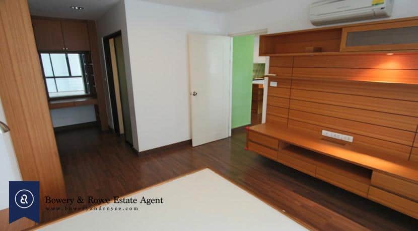 great-value-one-bedroom-condo-for-rent-in-ekkamai-01-1-830x460