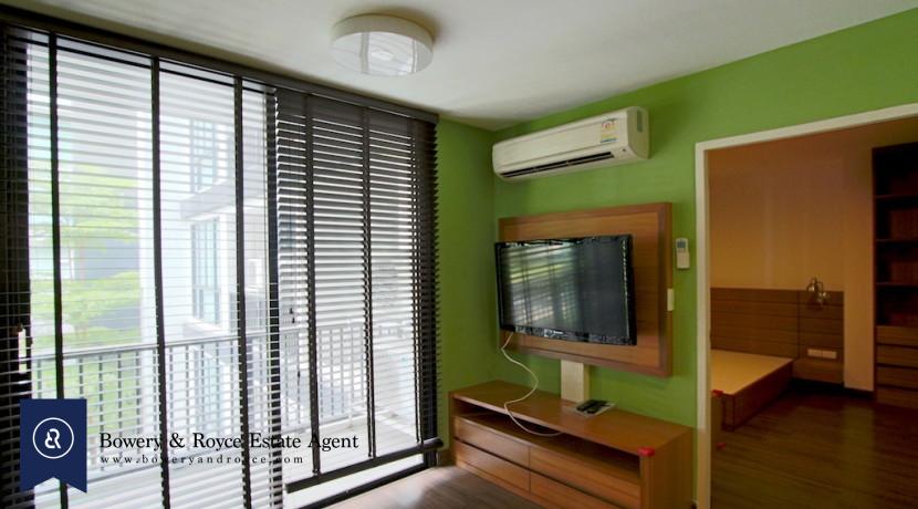 great-value-one-bedroom-condo-for-rent-in-ekkamai-01-1-830x460