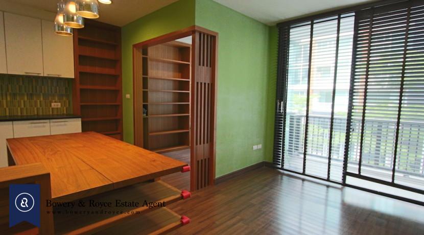 great-value-one-bedroom-condo-for-rent-in-ekkamai-01-1-830x460