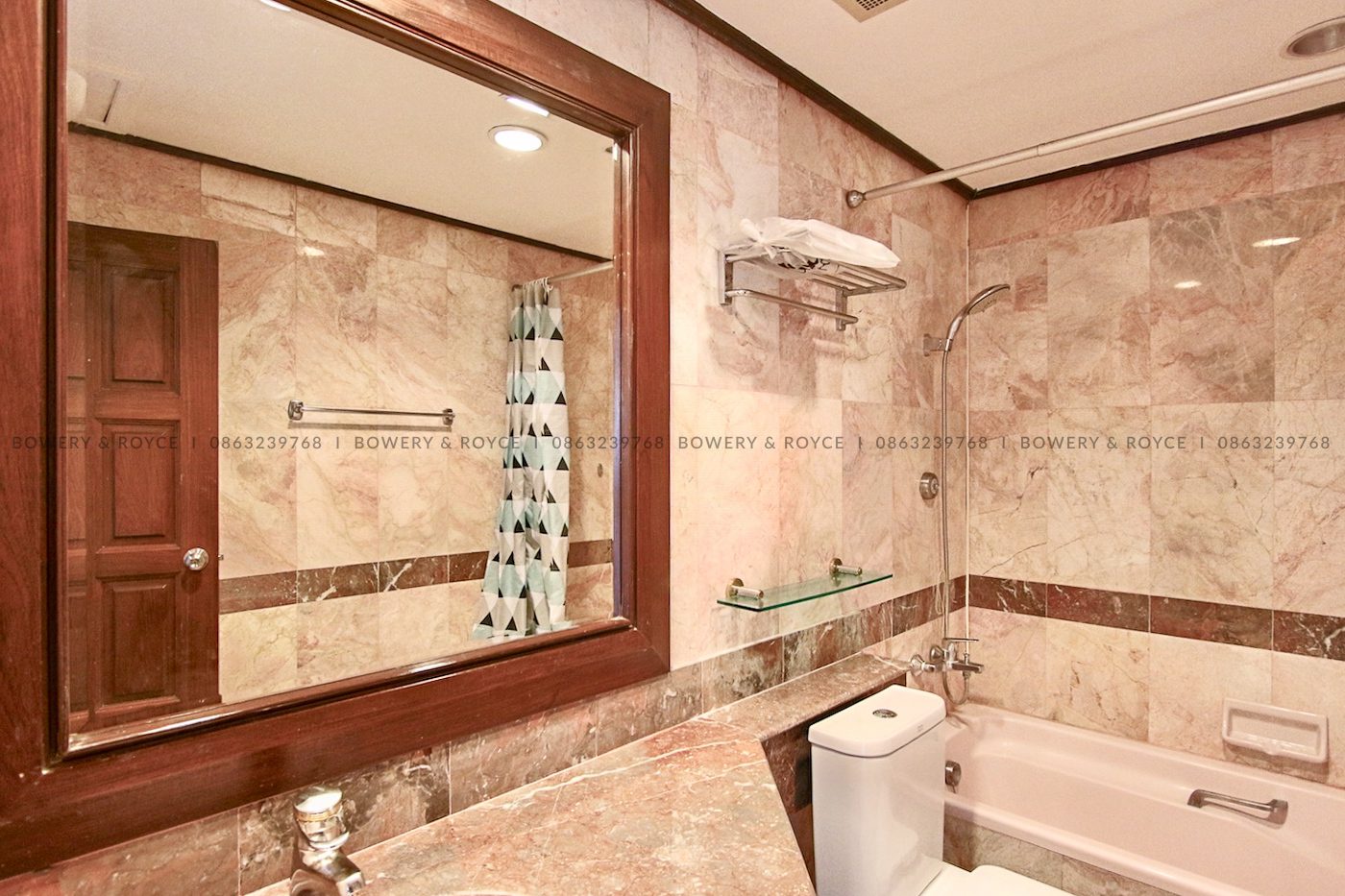 large three bedroom condo for sale in Phrom phong