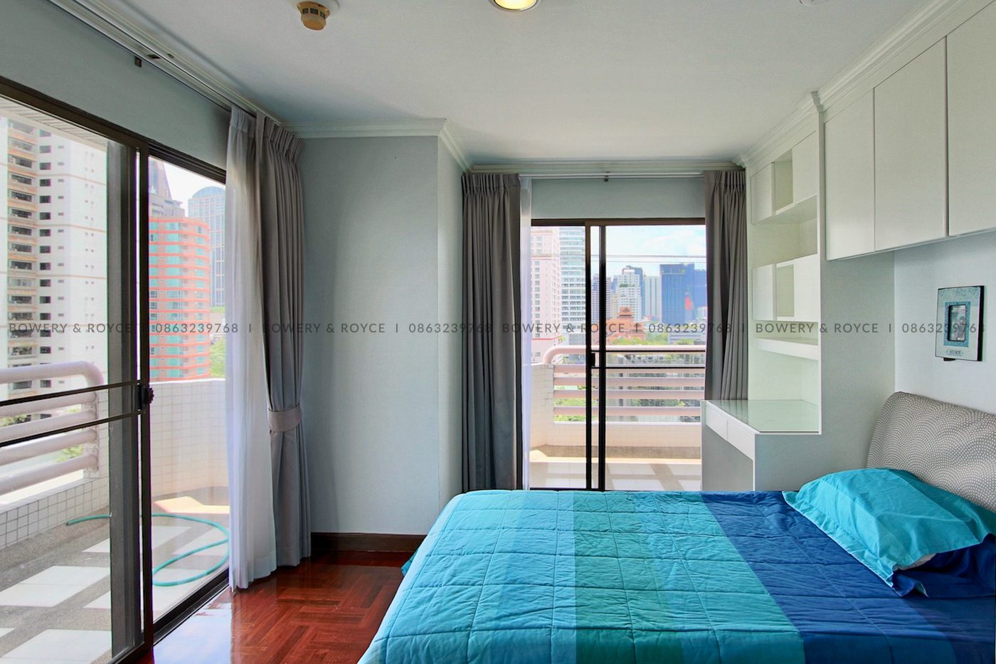 large three bedroom condo for sale in Phrom phong