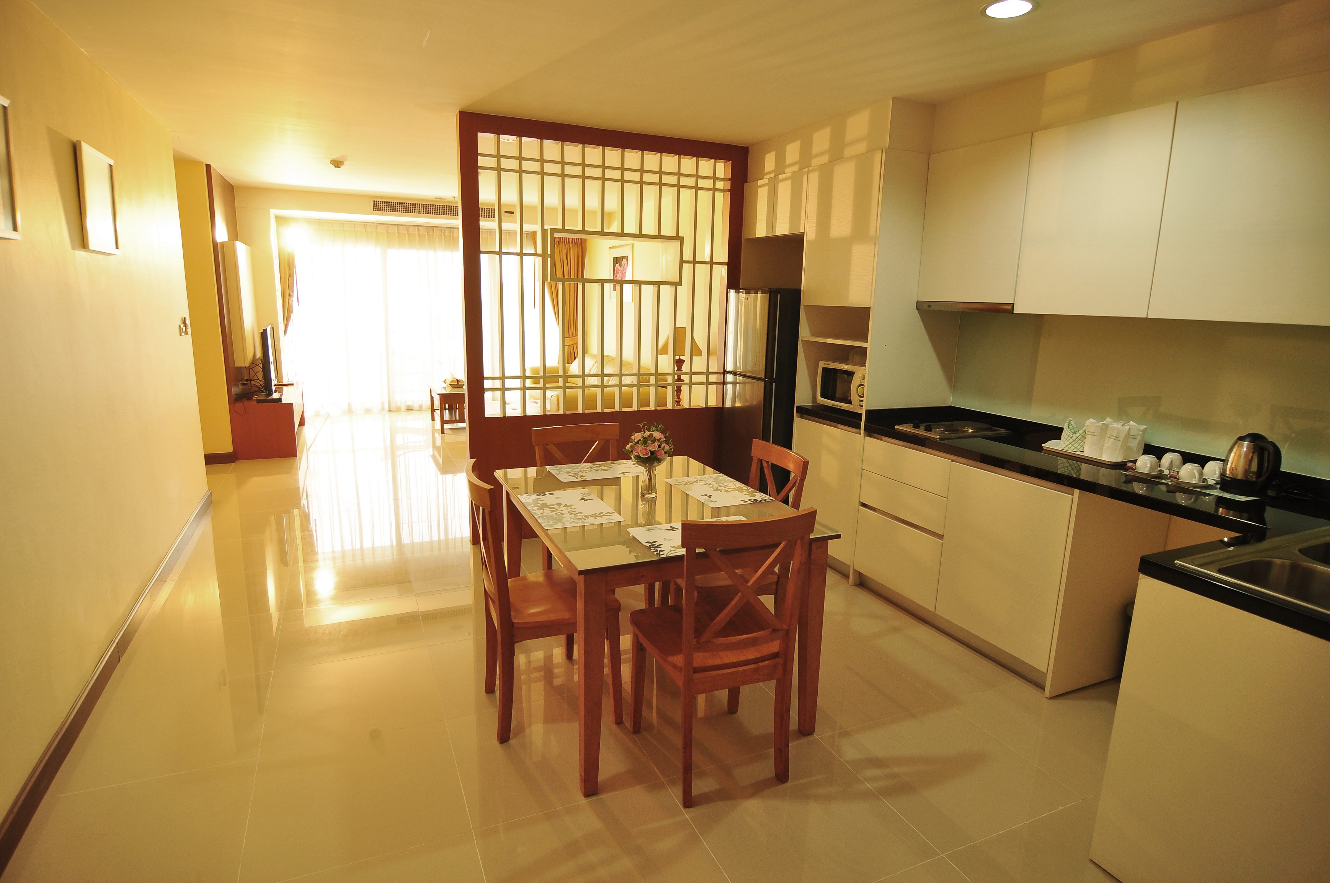 Large Two Bedroom Apartment for Rent in Ekkamai