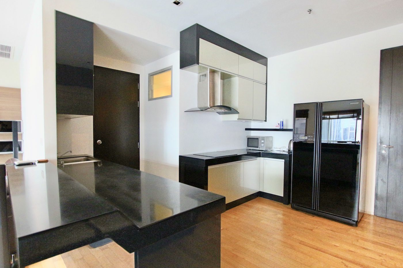 Large Two Bedroom Plus Maid Quarter Condo for Rent in Phrom Phong