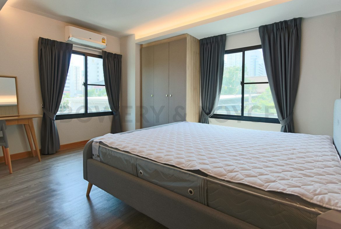 Lovely Two Bedroom Apartment for Rent in Phrom Phong by Bowery & Royce
