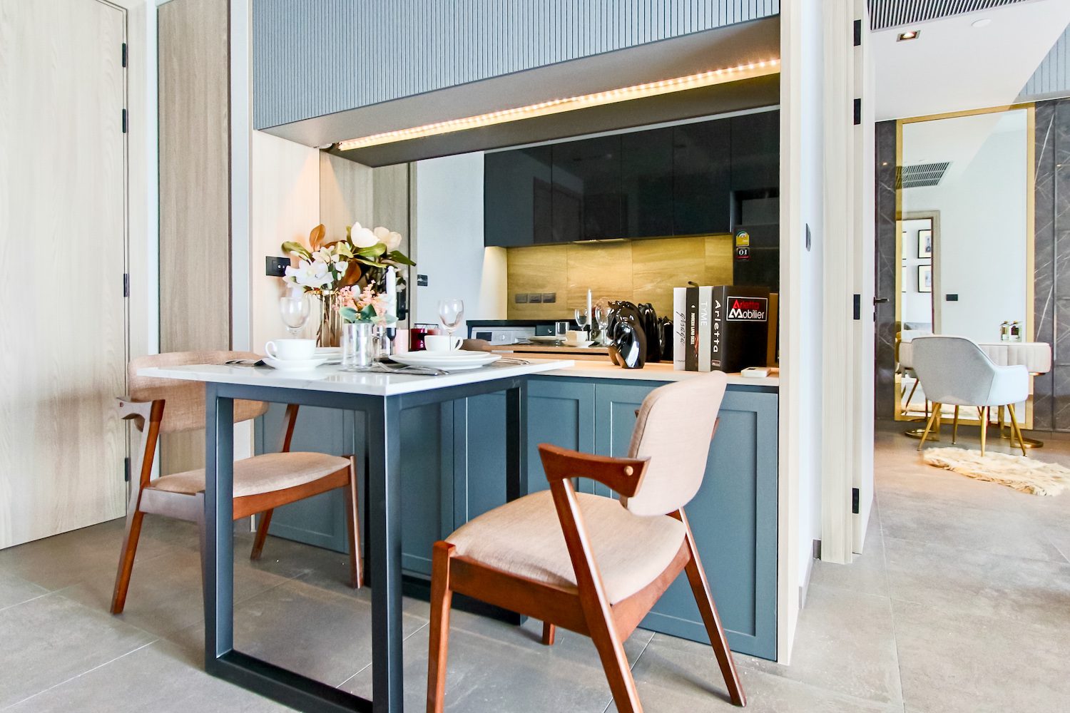 Luxurious One Bedroom Condo for Rent in Asoke