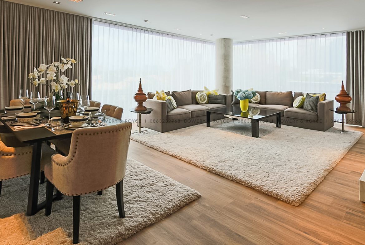 Prestigious Two Bedroom Plus Office for Rent in Ekkamai