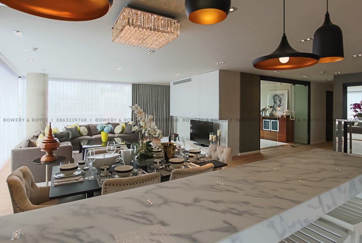 Prestigious Two Bedroom Plus Office for Rent in Ekkamai