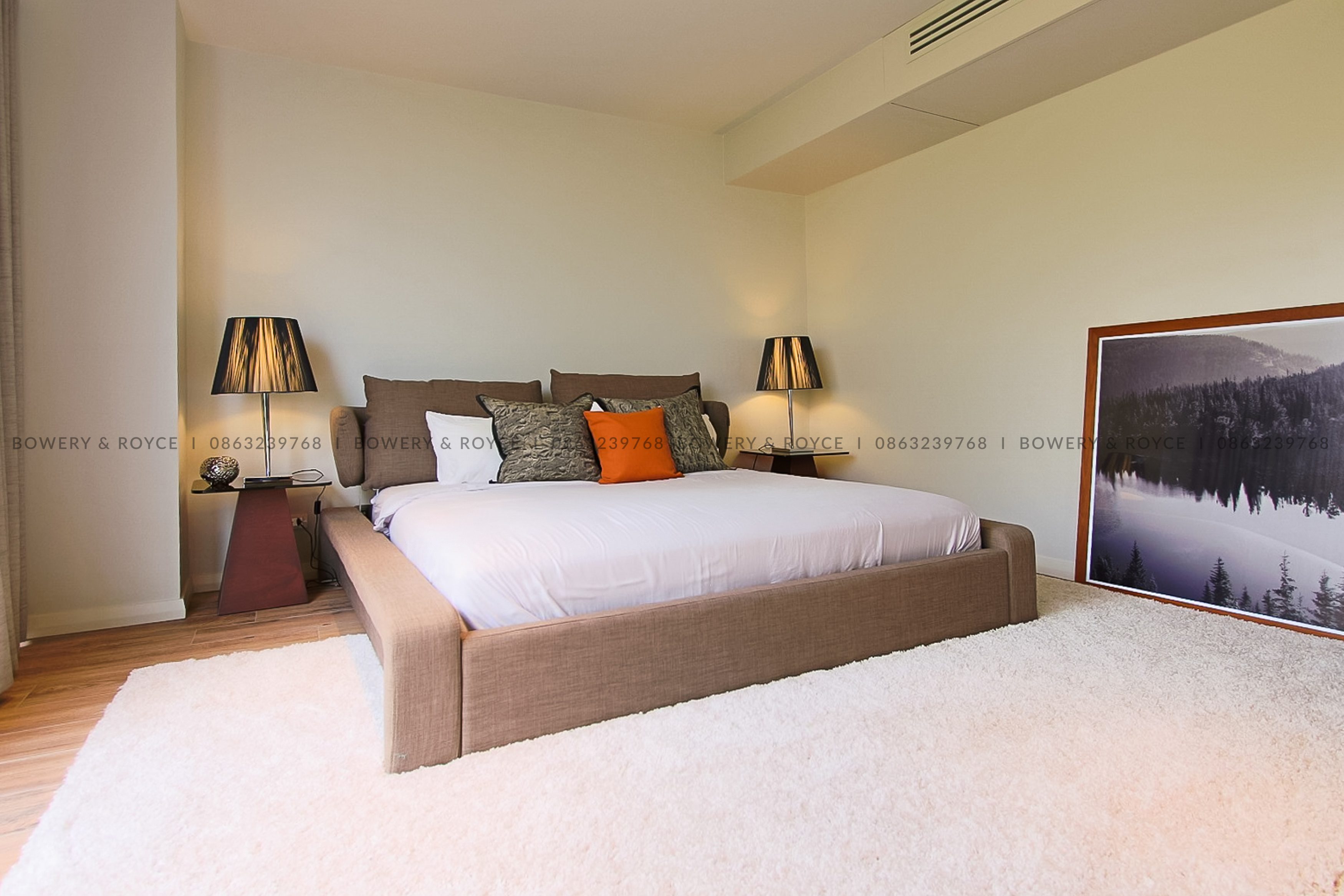 Prestigious Two Bedroom Plus Office for Rent in Ekkamai