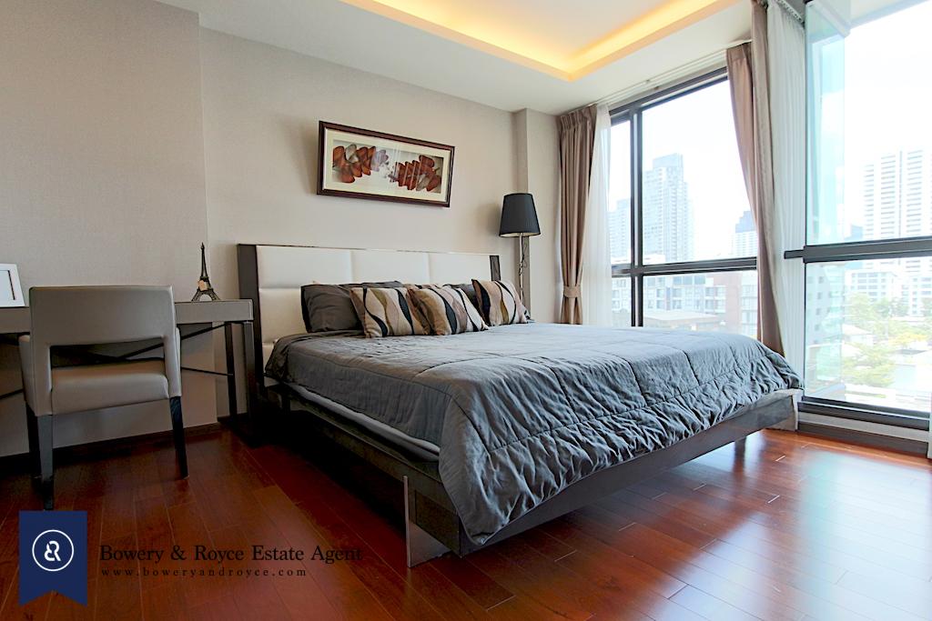 modern-luxury-one-bedroom-condo-for-rent-in-ekkamai-1