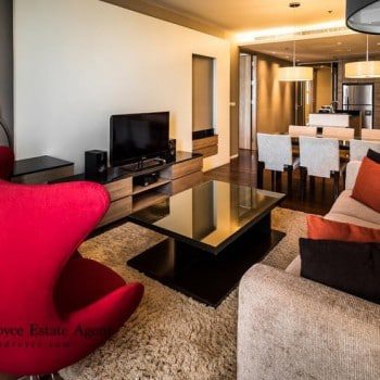 prestigious-two-bedroom-condo-for-rent-in-thonglor-1-1024x558