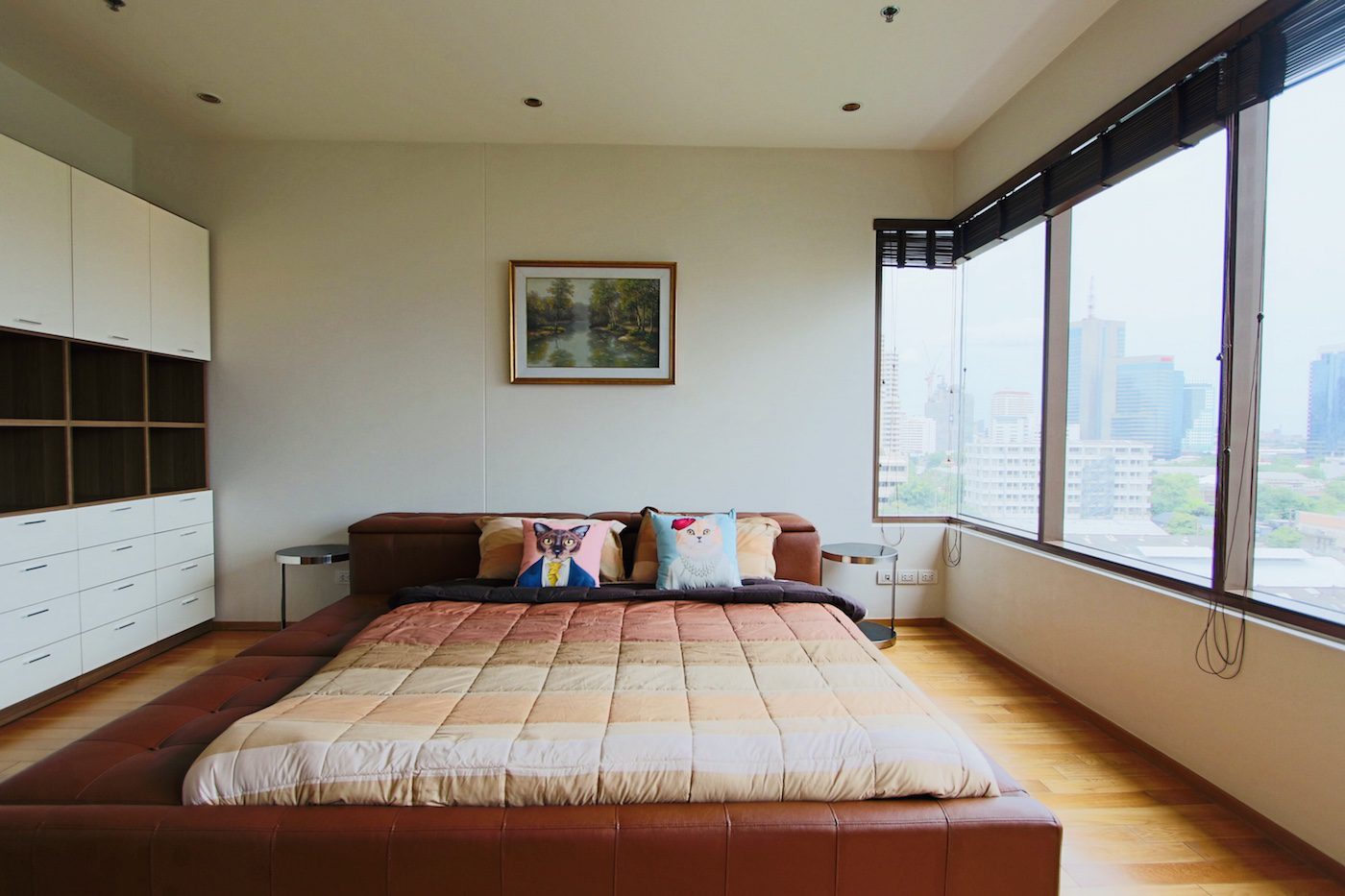 Spacious Three Bedroom Plus Maid Condo for Rent in Phrom Phong