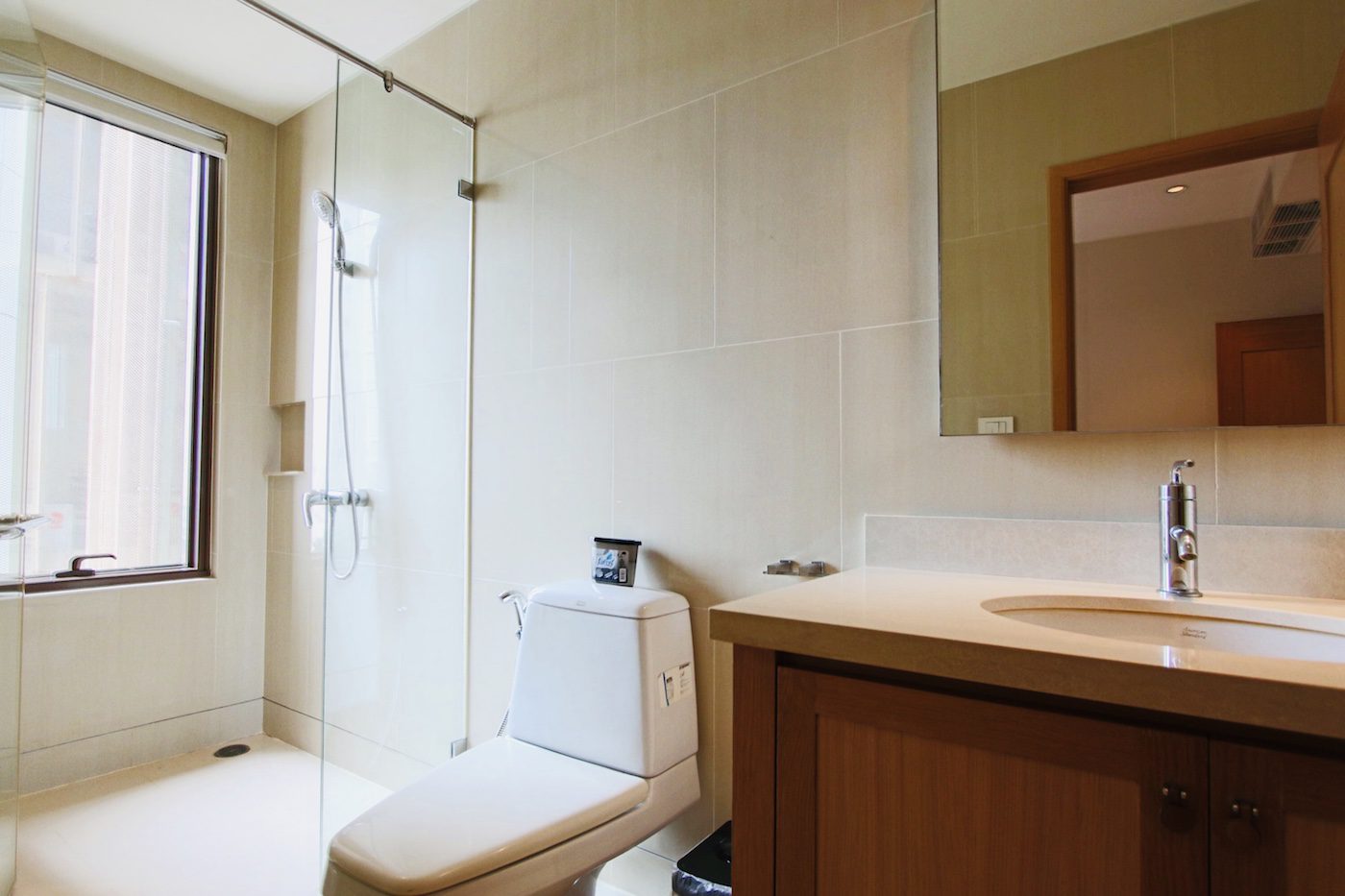 Spacious Three Bedroom Plus Maid Condo for Rent in Phrom Phong