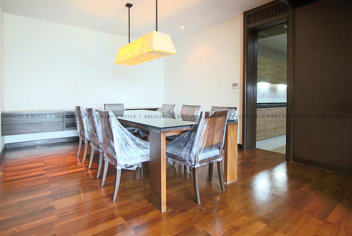 Spacious Two Bedroom Plus Office Condo for Rent in Thong Lor