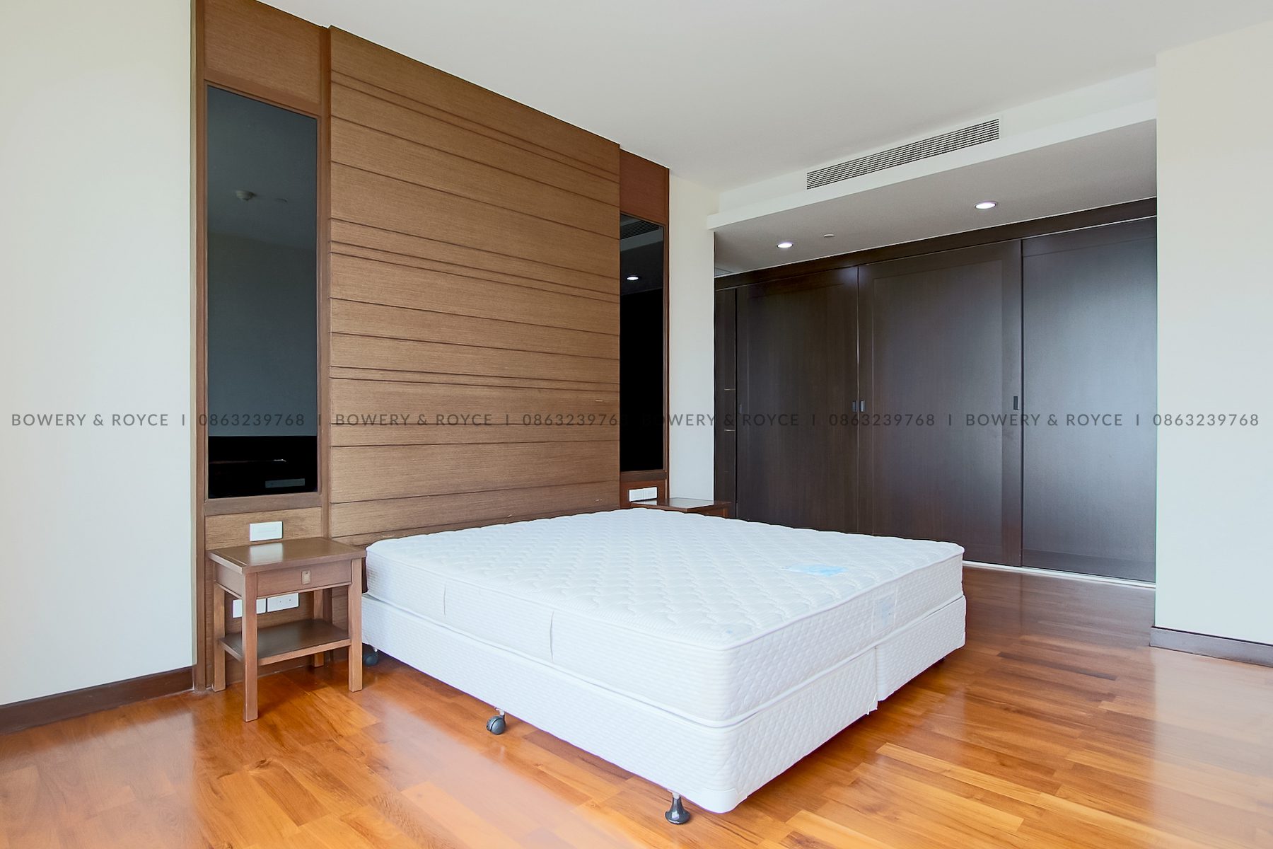 Spacious Two Bedroom Plus Office Condo for Rent in Thong Lor