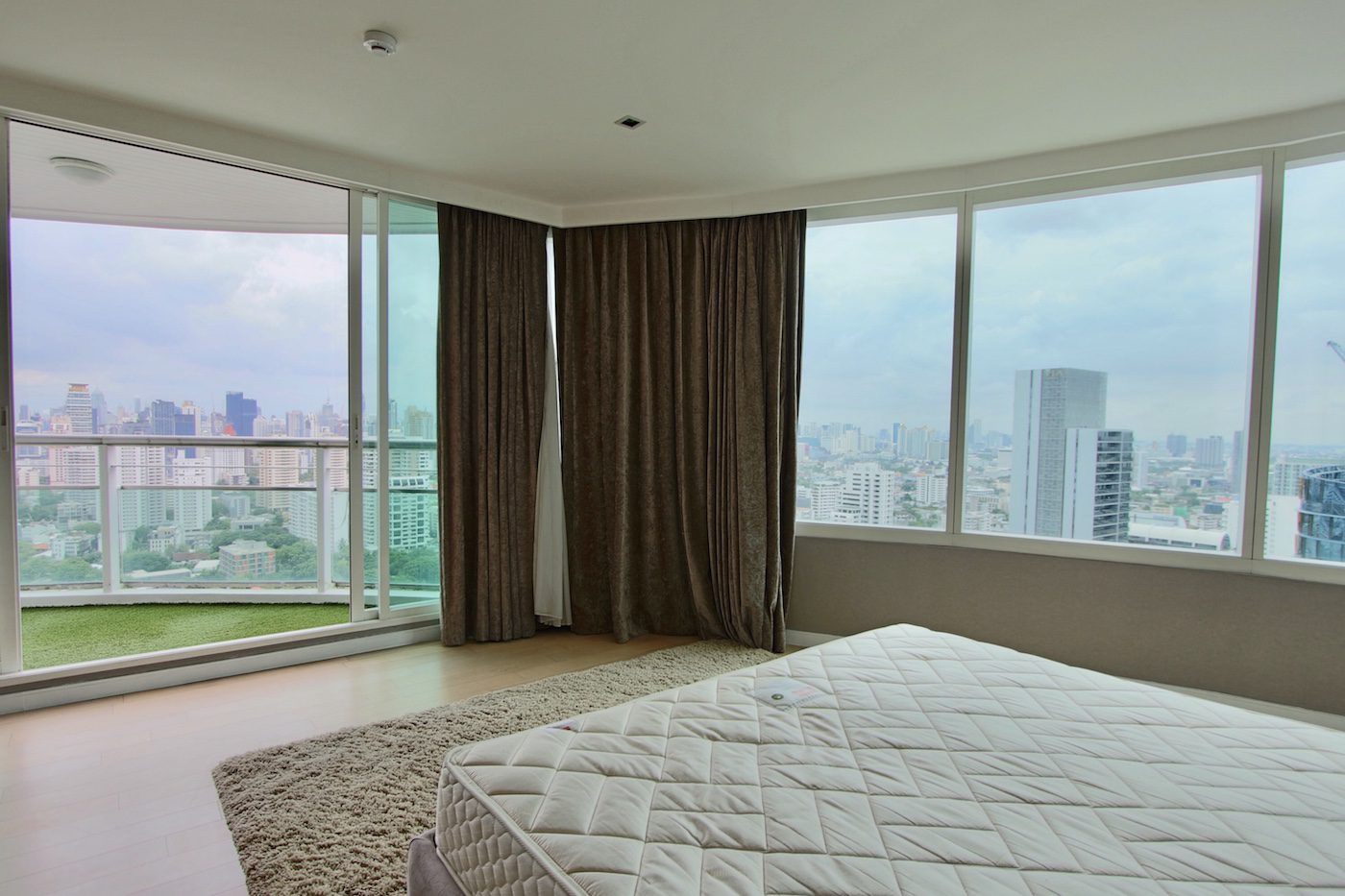 Stunning Views Three Bedroom Condo for Rent in Thong Lor