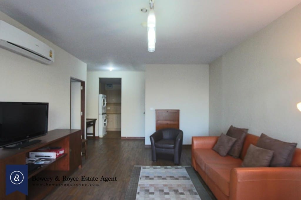 well-loved-one-bedroom-condo-for-rent-in-thonglor-3-1024x682