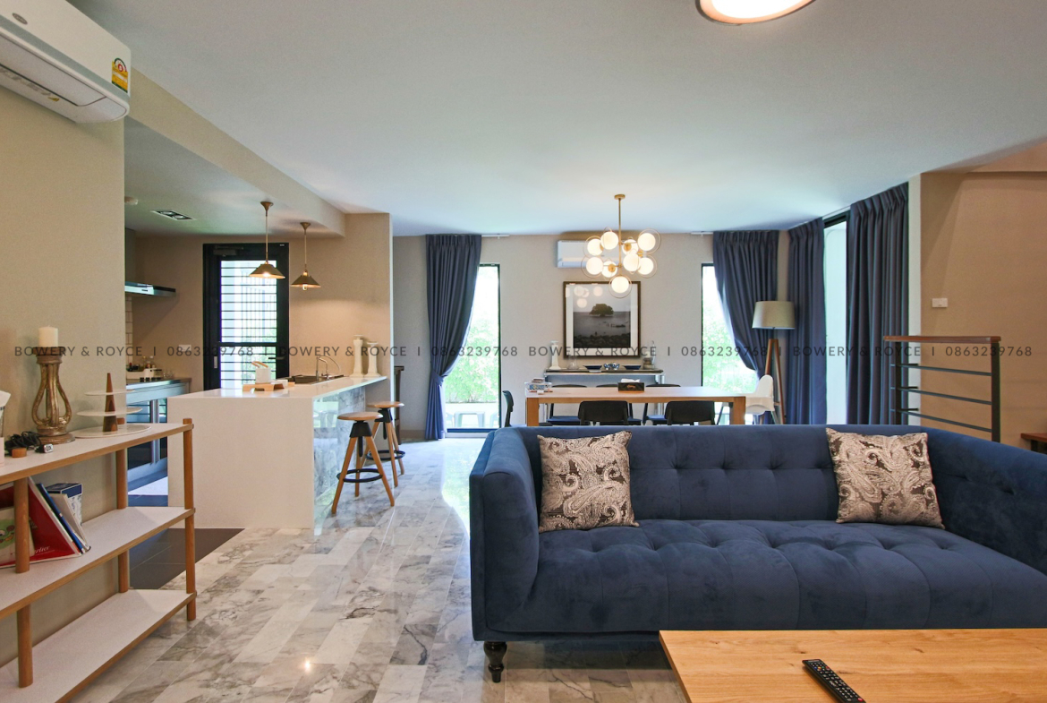 Modern Three Bedroom Duplex with Private Garden for Rent in Phrom Phong