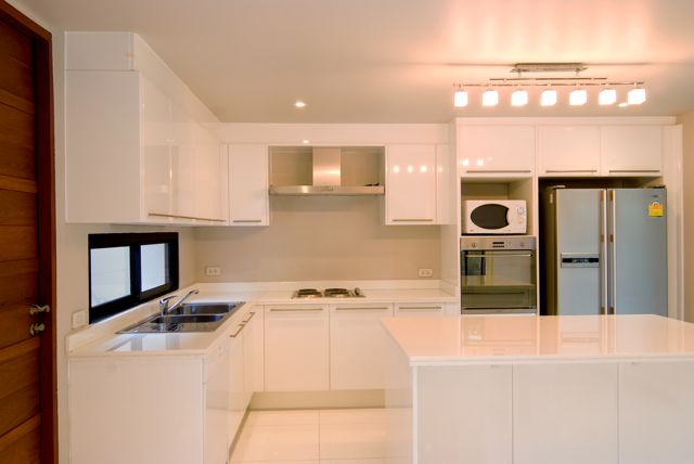 Modern Four Bedroom with Private Pool House for Rent in Thong Lor