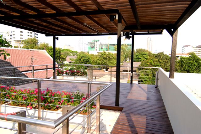 Modern Four Bedroom with Private Pool House for Rent in Thong Lor