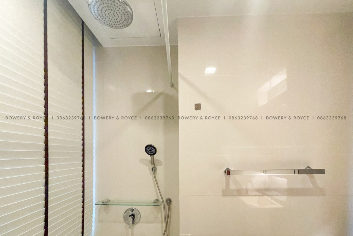 Modern Pet Friendly Two Bedroom Duplex with Private Pool Condo for Rent in Thong Lor