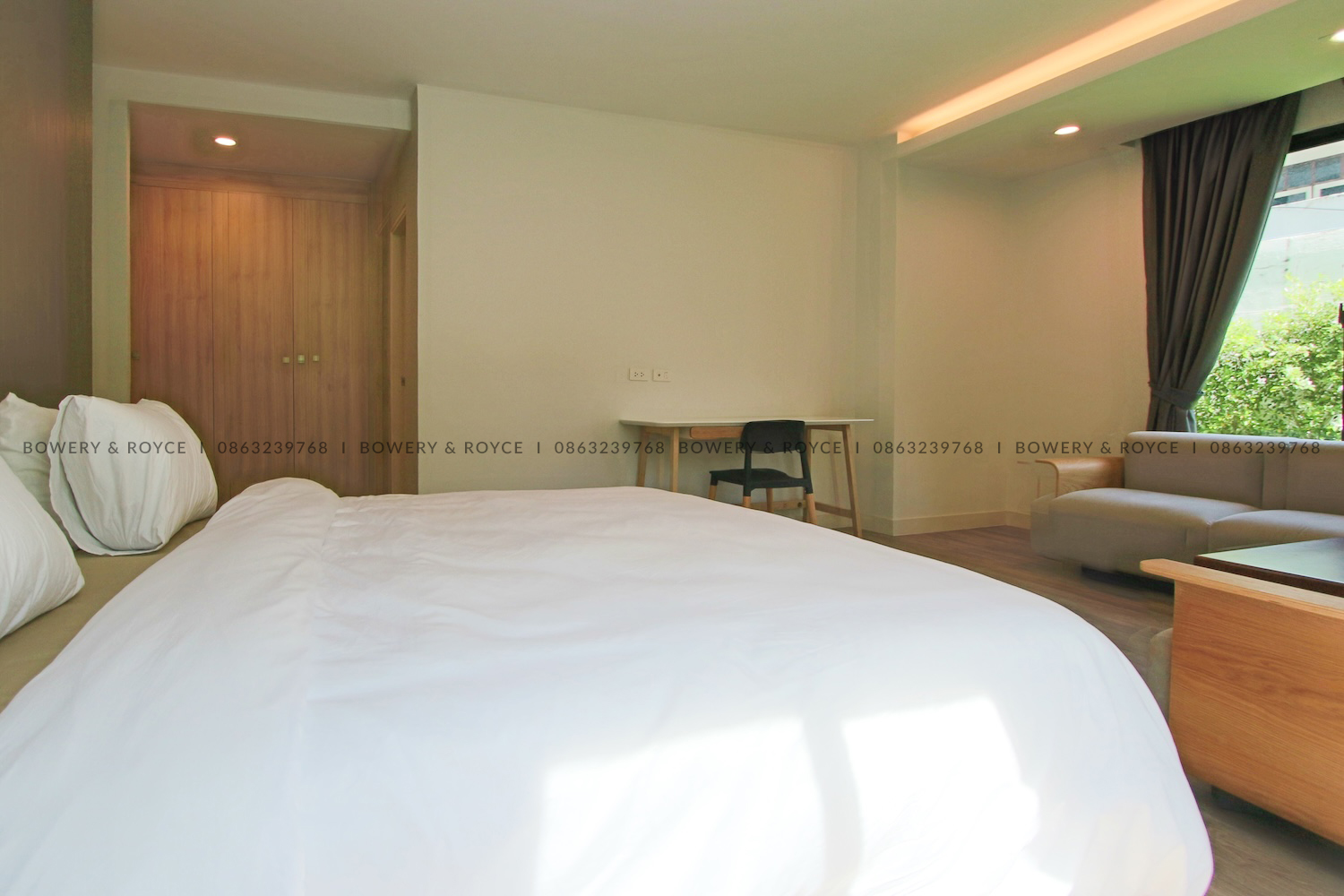 Modern Three Bedroom Duplex with Private Garden for Rent in Phrom Phong