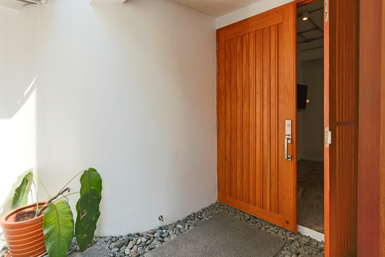Beautiful Five Bedroom Detached House for Rent in Ekkamai