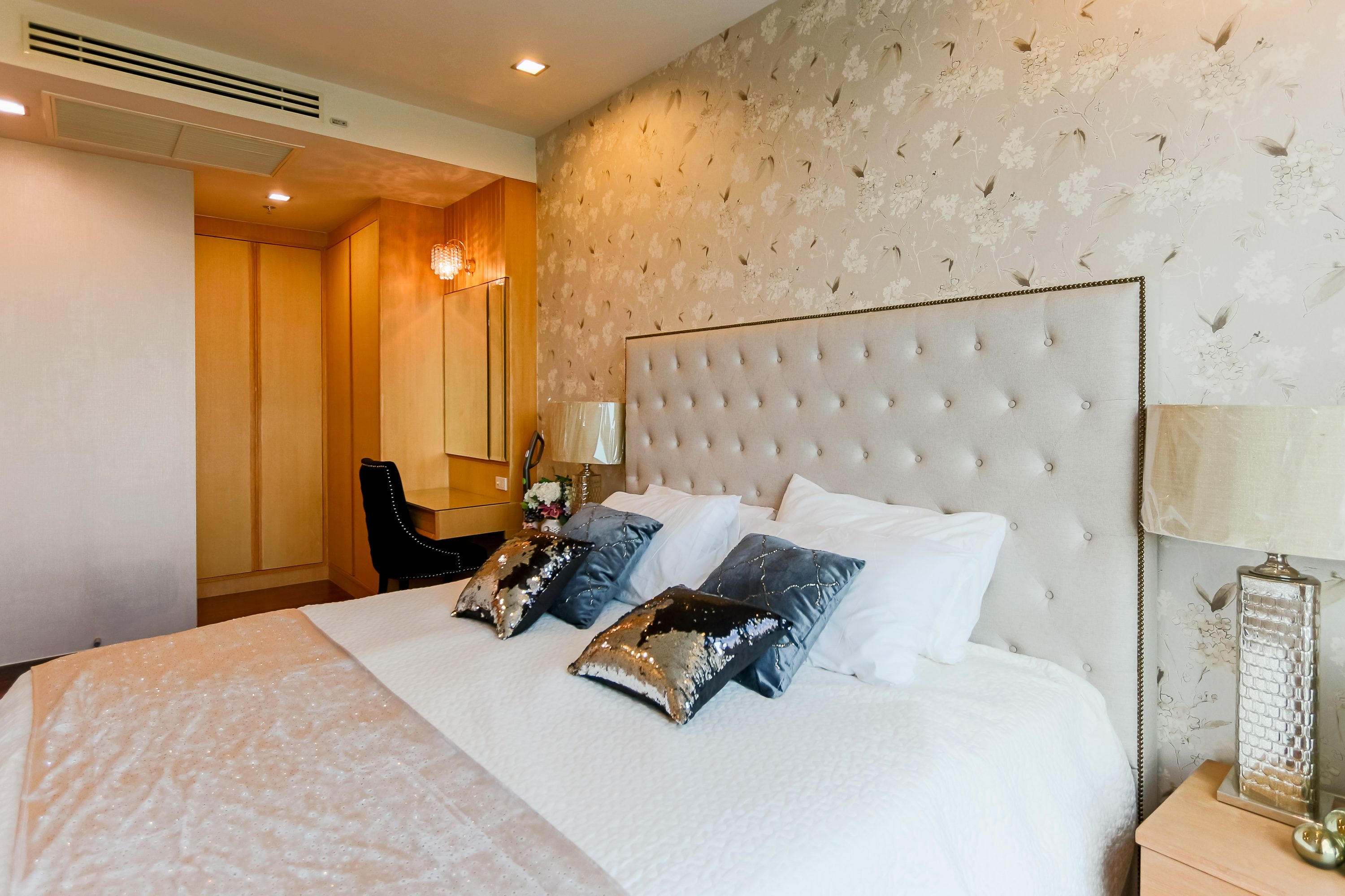 Beautiful One Bedroom Condo for Rent in Thong Lor