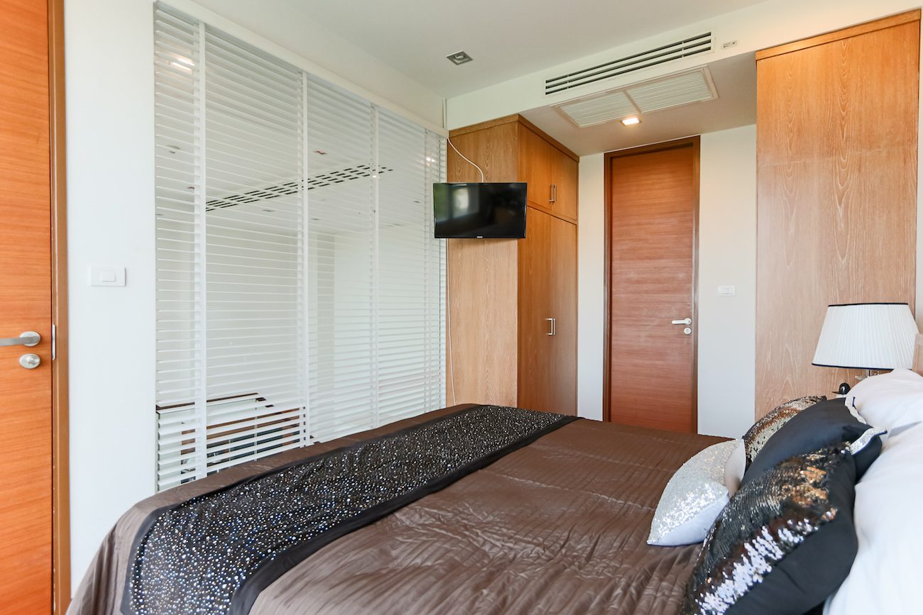 Modern Two Bedroom with Private Pool Condo for Rent in Thong Lor