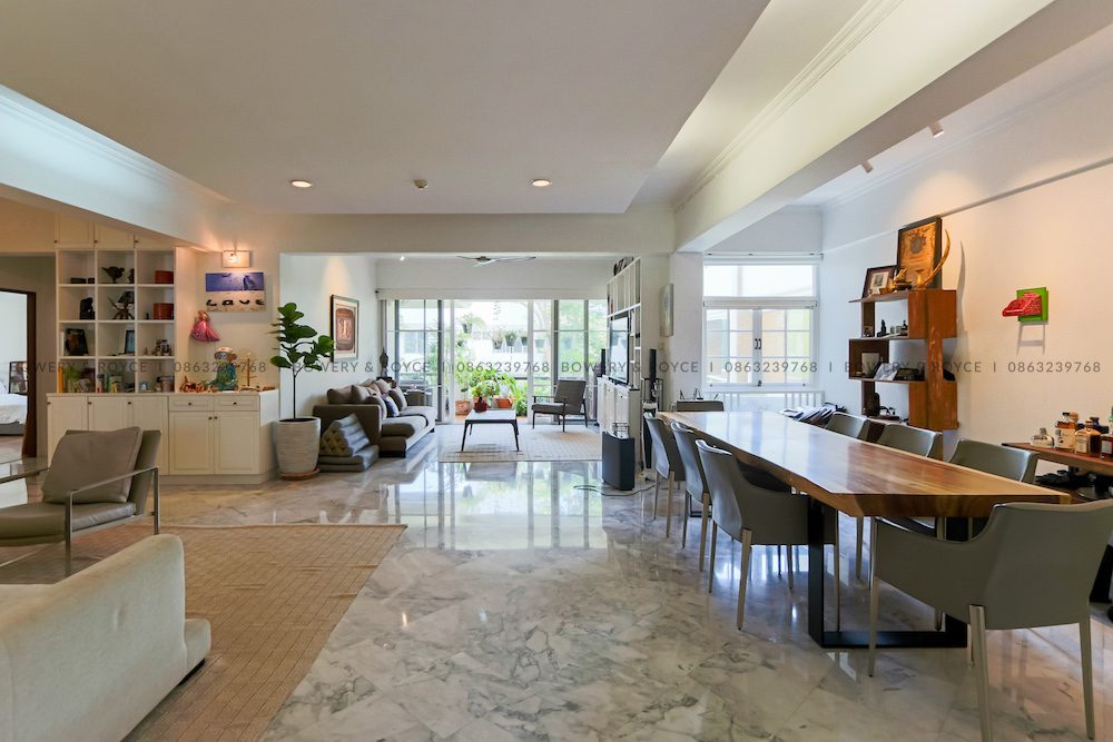 Cozy & Spacious Three Bedroom Plus Maid Condo for Rent in Thong Lor