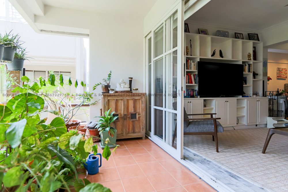 Cozy & Spacious Three Bedroom Plus Maid Condo for Rent in Thong Lor
