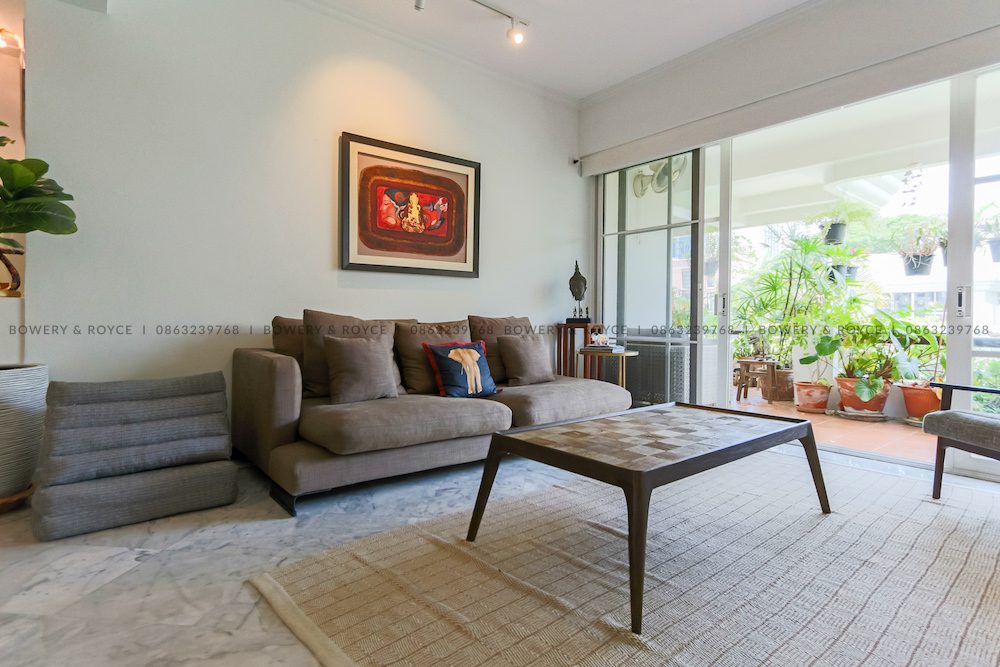 Cozy & Spacious Three Bedroom Plus Maid Condo for Rent in Thong Lor