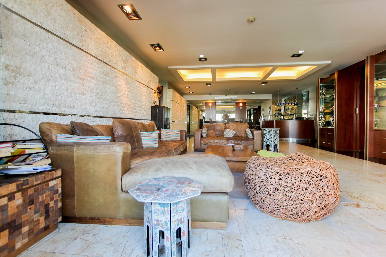 Residential Three Bedroom Condo for Rent in Phrom Phong