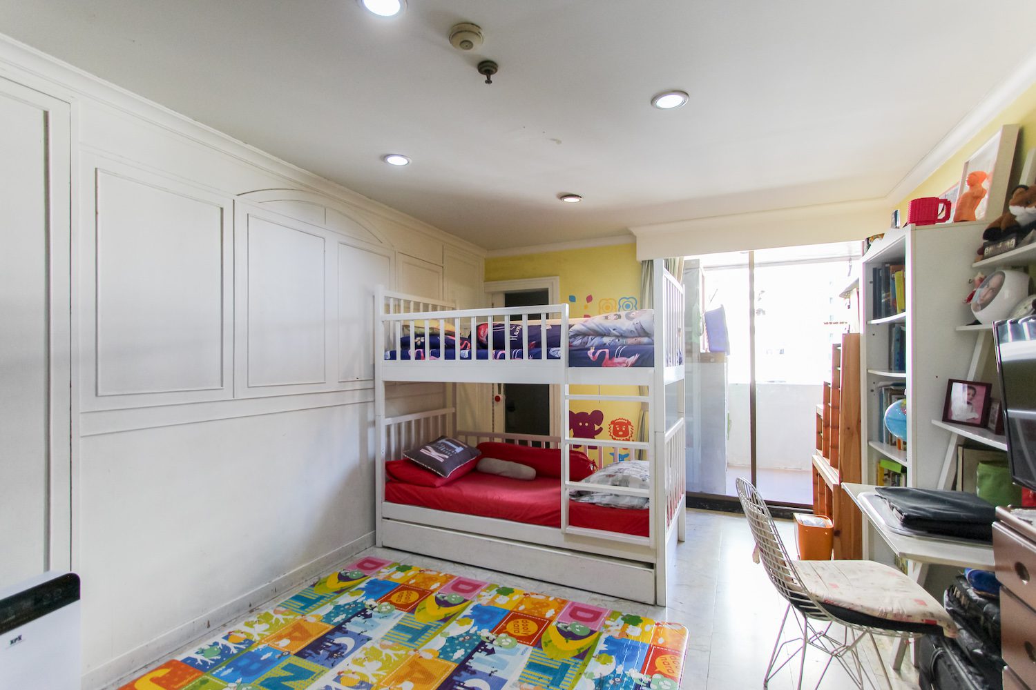 Residential Three Bedroom Condo for Rent in Phrom Phong