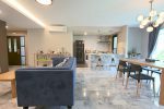 Modern Three Bedroom Plus Office with Private Garden Duplex for Rent in Phrom Phong-4