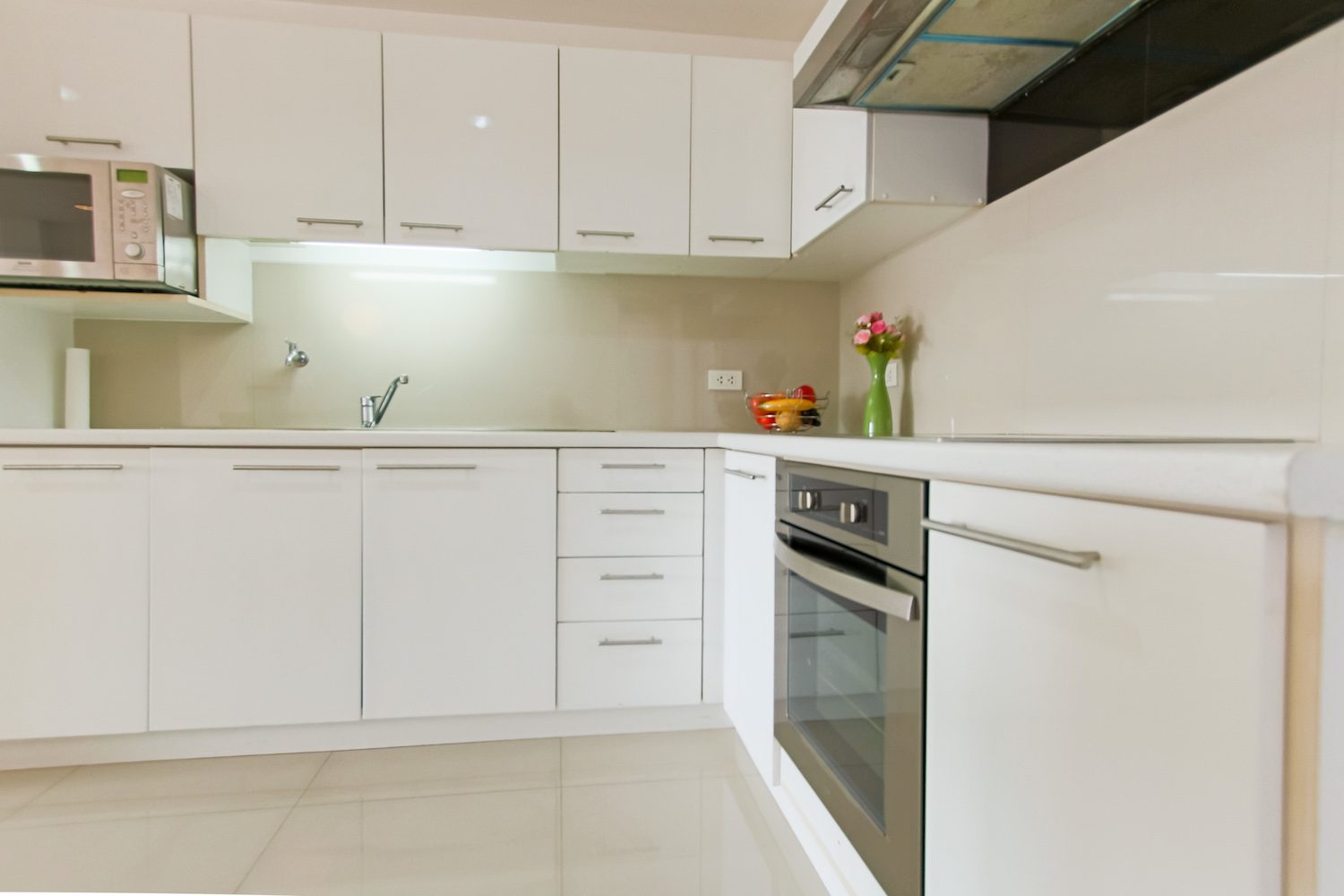 Inviting Two Bedroom Condo For Rent in Ekkamai