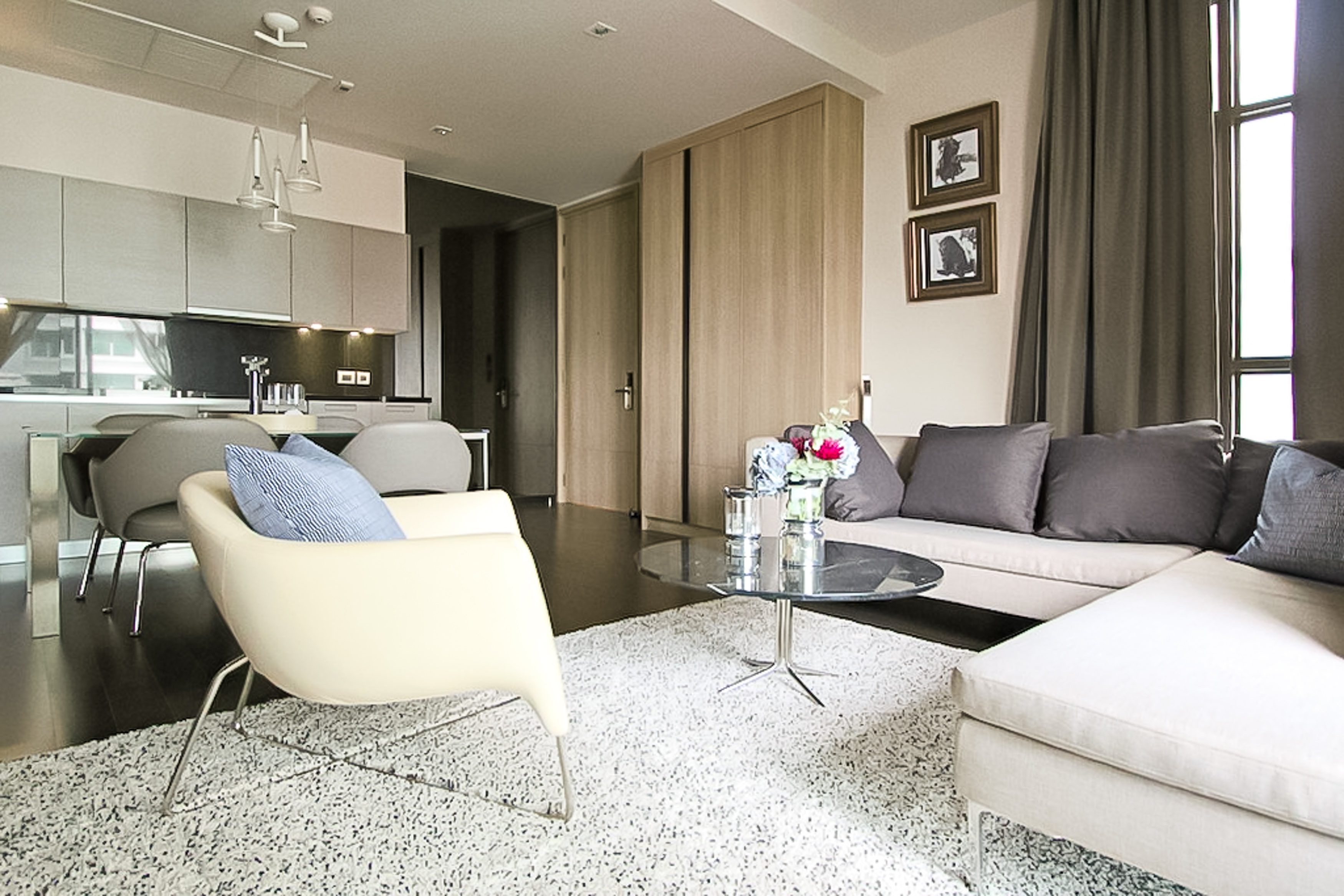 Modern Two Bedroom Condo for Rent in Phrom Phong